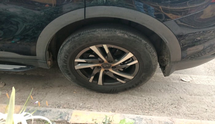 2022 Mahindra XUV700 AX 5 D MT 5 STR, Diesel, Manual, 60,735 km, tyre