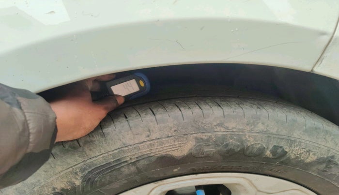 2019 Ford Ecosport TITANIUM + 1.5L DIESEL, Diesel, Manual, 1,59,230 km, tyre