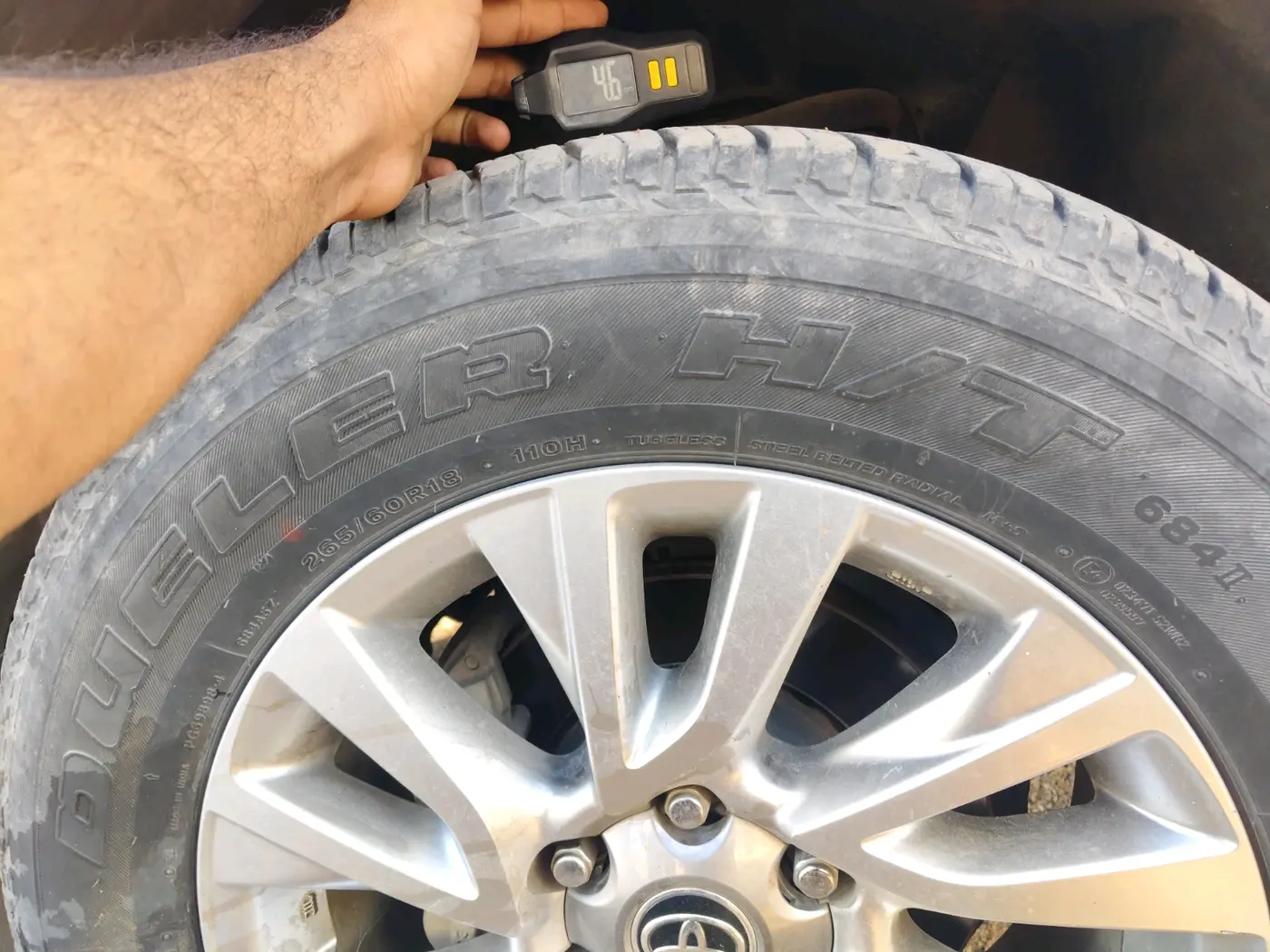 2023 Toyota HILUX HIGH 4X4 AT, Diesel, Automatic, 35,156 km, tyre