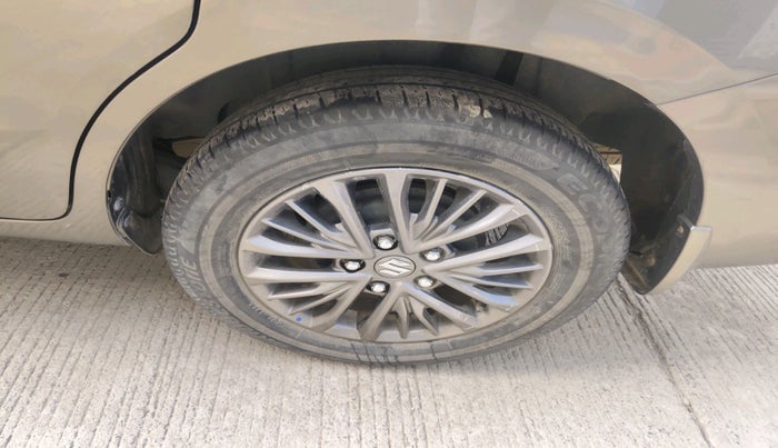 2021 Maruti Ertiga ZXI+ SHVS, Petrol, Manual, 25,496 km, tyre