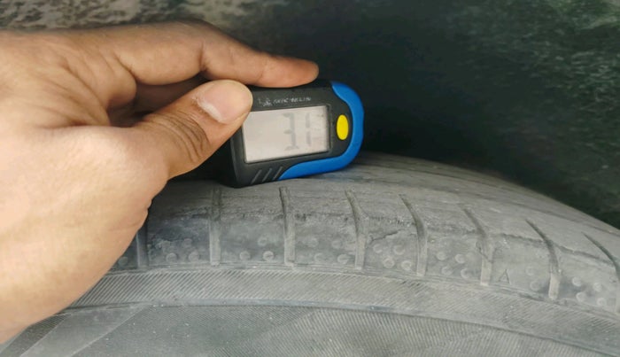 2016 Maruti Baleno DELTA PETROL 1.2, Petrol, Manual, 78,90,087 km, tyre