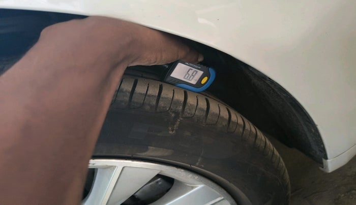 2013 BMW 7 Series 730L D, Diesel, Automatic, 65,508 km, tyre