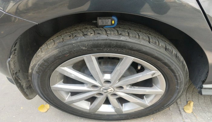 2021 Volkswagen Polo 1.0 GT TSI AT, Petrol, Automatic, 61,715 km, tyre