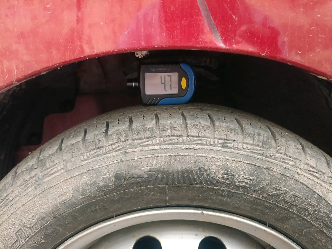 2018 Hyundai Eon ERA +, Petrol, Manual, 12,327 km, tyre