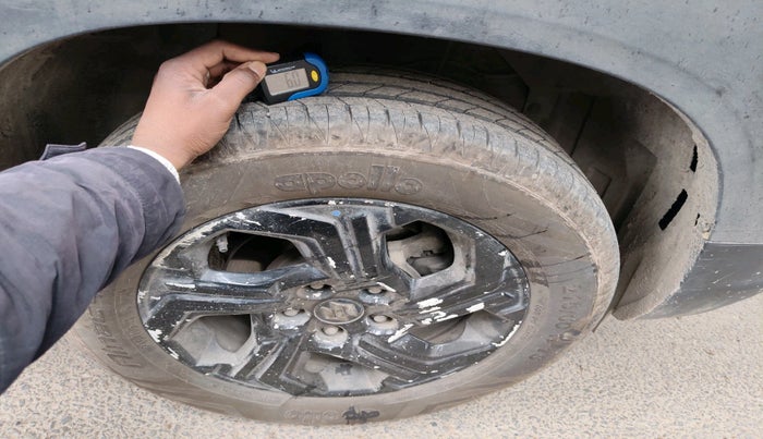 2023 Maruti BREZZA ZXI S-CNG, CNG, Manual, 1,21,413 km, tyre