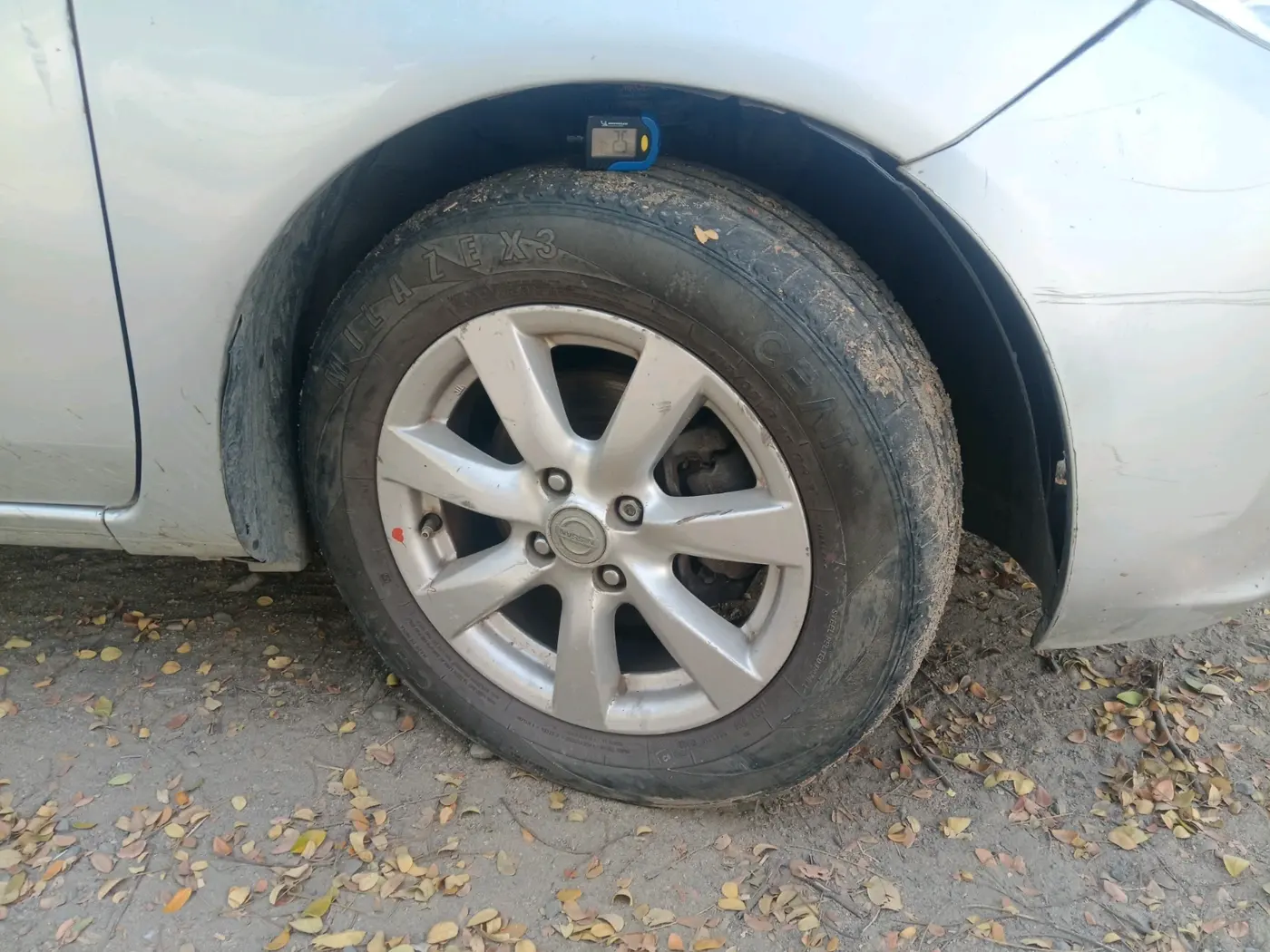 2012 Nissan Sunny XV DIESEL, Diesel, Manual, 1,39,319 km, tyre