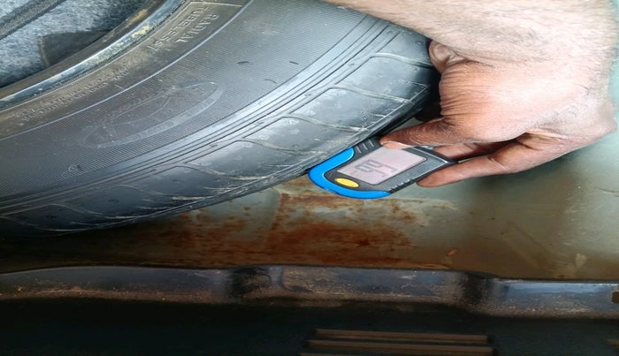 2020 KIA SONET HTK PLUS 1.5, Diesel, Manual, 1,29,918 km, tyre