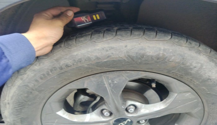 2023 KIA SELTOS HTK PLUS 1.5 DIESEL IMT, Diesel, Manual, 69,812 km, tyre