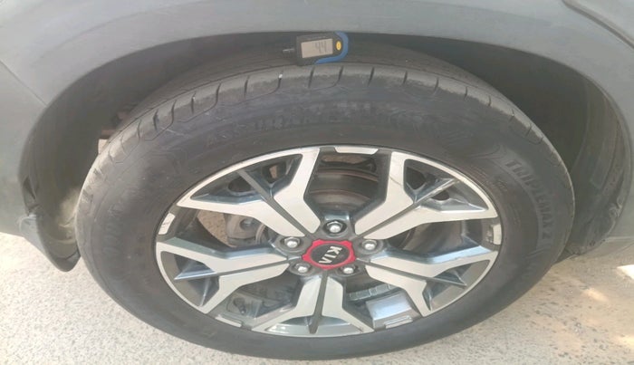 2021 KIA SELTOS GTX PLUS DCT 1.4 PETROL, Petrol, Automatic, 1,01,730 km, tyre