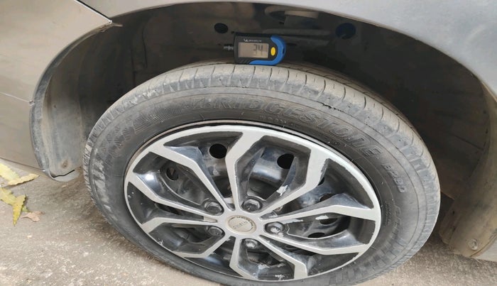 2012 Maruti Wagon R 1.0 VXI, Petrol, Manual, 1,01,433 km, tyre