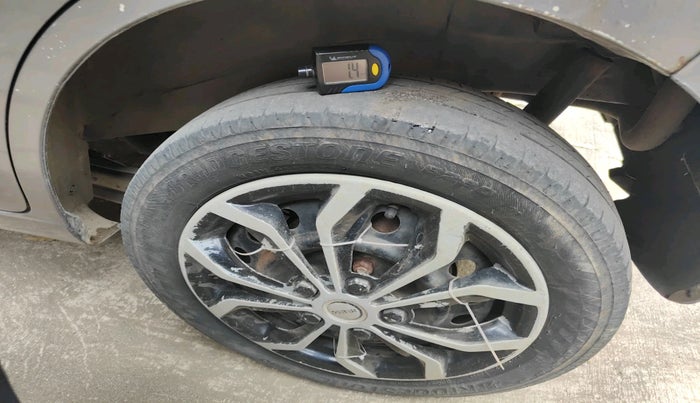 2012 Maruti Wagon R 1.0 VXI, Petrol, Manual, 1,01,433 km, tyre