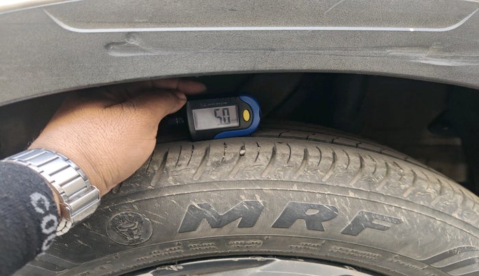 2021 Hyundai VENUE SX 1.0 TURBO, Petrol, Manual, 85,000 km, tyre