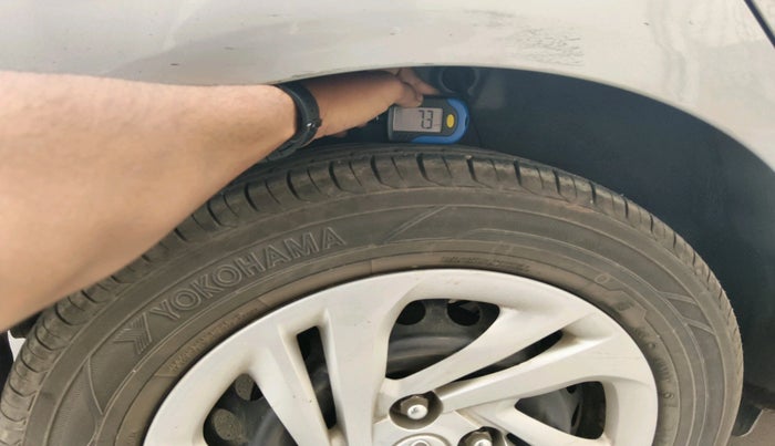 2020 Hyundai AURA S 1.2, Petrol, Manual, 73,845 km, tyre