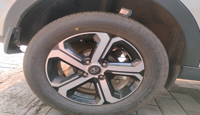 2021 Tata NEXON XZ PLUS PETROL, Petrol, Manual, 13,713 km, tyre