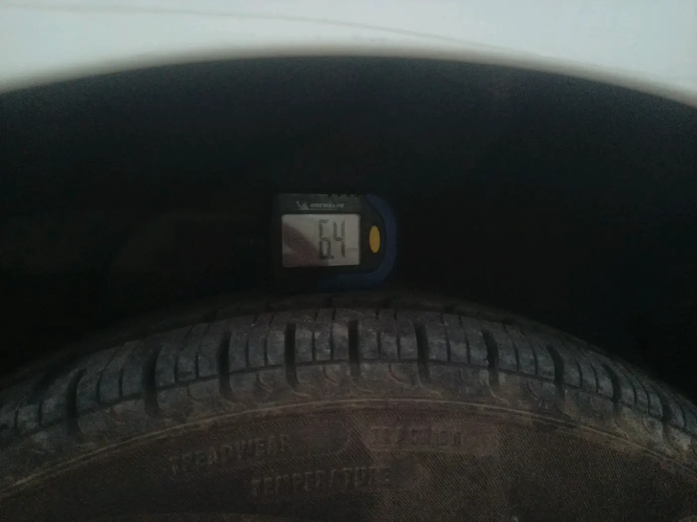 2011 Hyundai i10 MAGNA 1.1, Petrol, Manual, 30,977 km, tyre