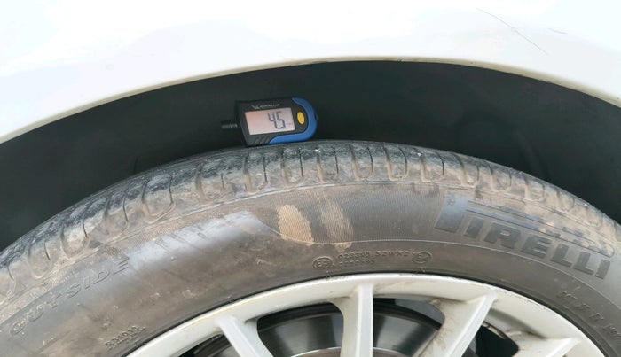 2013 Jaguar XF 2.2 DIESEL LUXURY, Diesel, Automatic, 88,696 km, tyre