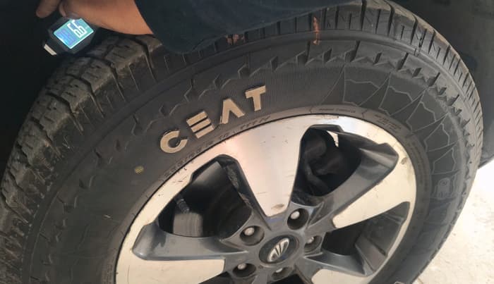 2019 Mahindra ALTURAS G4 4WD AT, Diesel, Automatic, 1,59,728 km, tyre