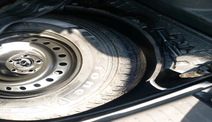 2017 Jeep Compass LIMITED 2.0 DIESEL 4X4, Diesel, Manual, 1,47,847 km, tyre