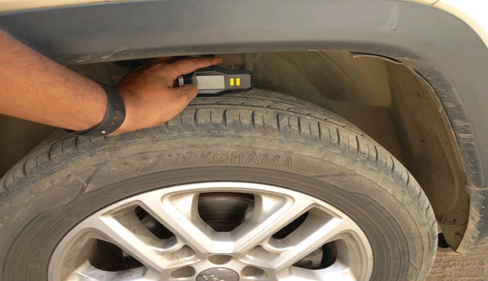 2017 Jeep Compass LIMITED 2.0 DIESEL 4X4, Diesel, Manual, 1,47,847 km, tyre