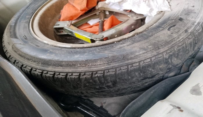 2010 Hyundai i20 ASTA 1.2, Petrol, Manual, 42,214 km, tyre