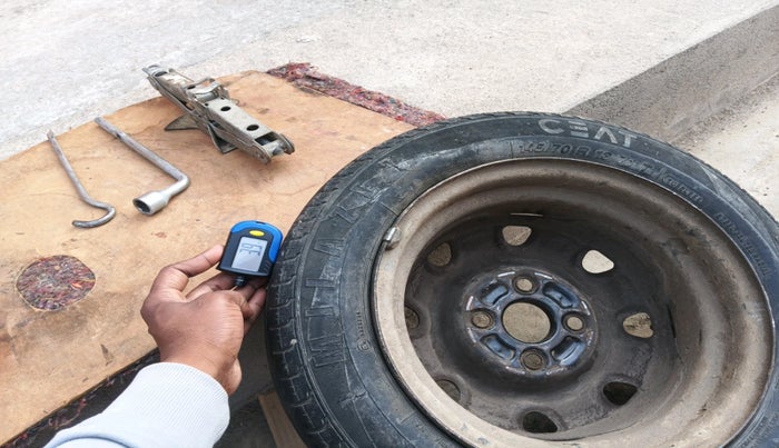 2011 Maruti Zen Estilo VXI, Petrol, Manual, 99,934 km, tyre