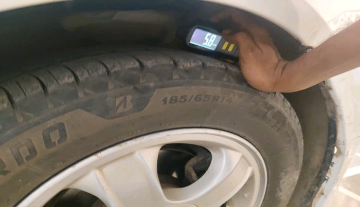 2011 Hyundai Verna TRANSFORM 1.5 SX CRDI, Diesel, Manual, 1,35,742 km, tyre