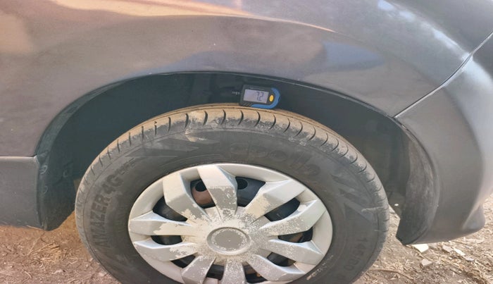 2013 Maruti Alto 800 LXI, Petrol, Manual, 1,03,379 km, tyre