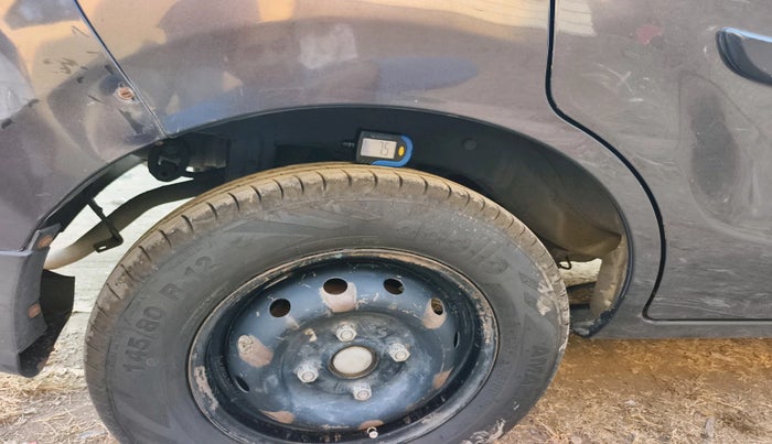 2013 Maruti Alto 800 LXI, Petrol, Manual, 1,03,379 km, tyre