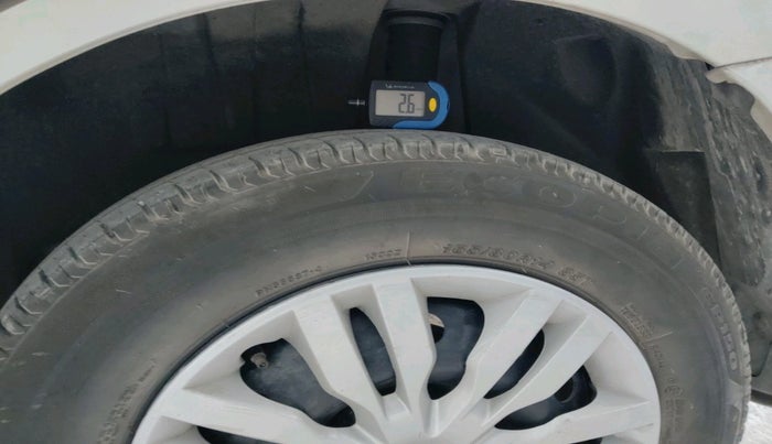 2017 Maruti Dzire VXI AMT, Petrol, Automatic, 41,506 km, tyre