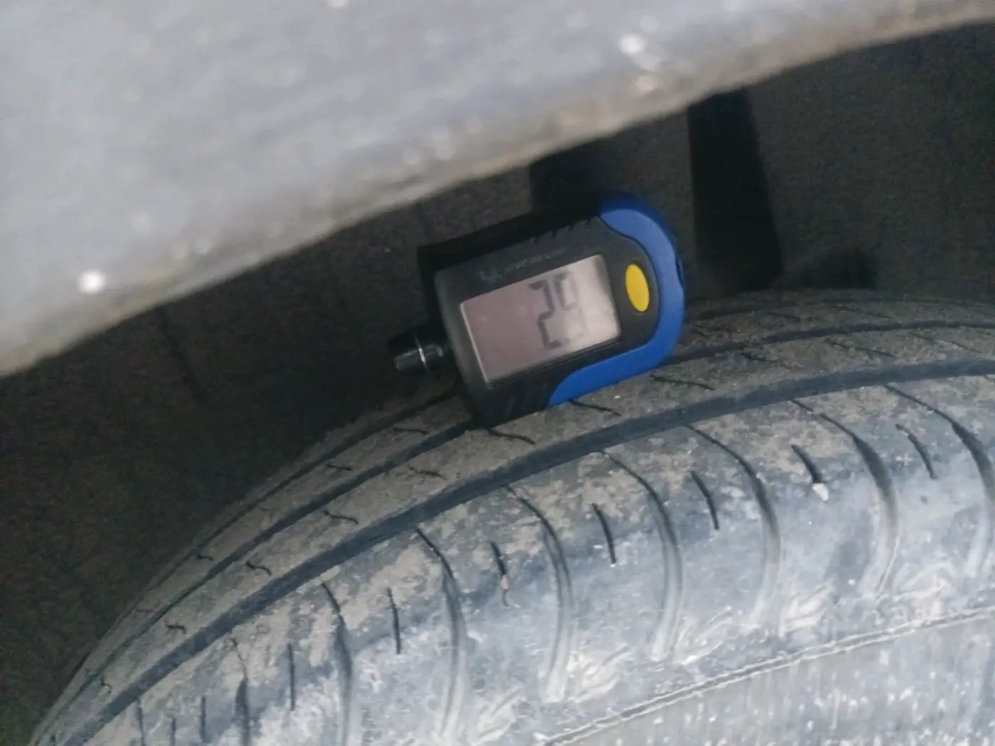 2019 Maruti Dzire VXI, Petrol, Manual, 94,304 km, tyre