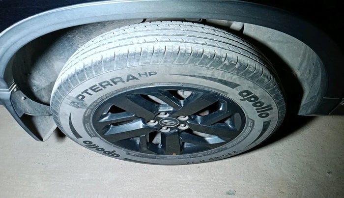 2020 Tata Harrier XZA PLUS 2.0L DARK EDITION, Diesel, Automatic, 75,979 km, tyre