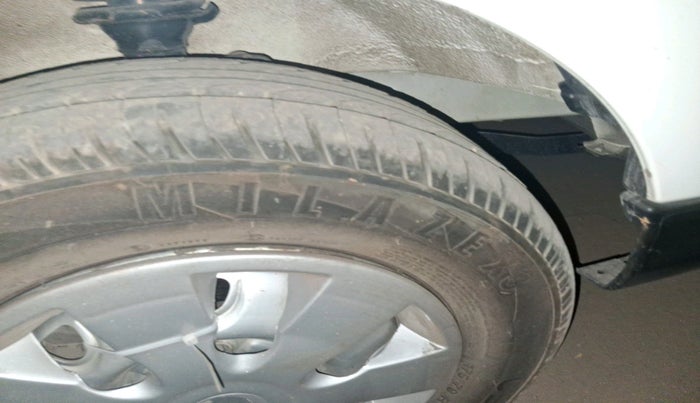 2021 Maruti Eeco 5 STR AC CNG, CNG, Manual, 74,601 km, tyre