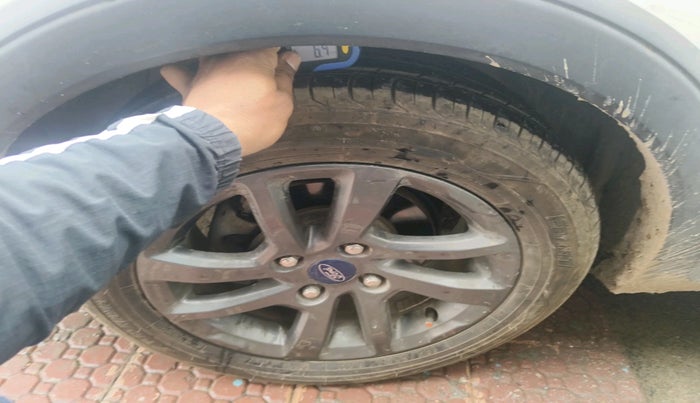 2021 Ford FREESTYLE TITANIUM 1.2 PETROL, Petrol, Manual, 29,866 km, tyre