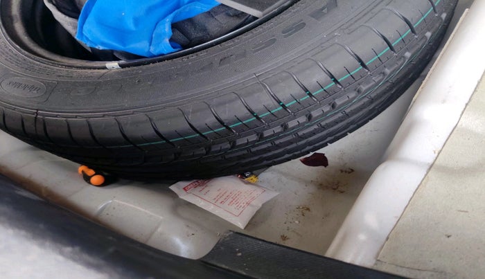 2023 Tata NEXON XM SUNROOF PETROL, Petrol, Manual, 31,758 km, tyre