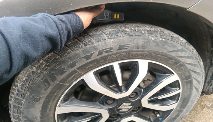 2022 Maruti Swift LXI, Petrol, Manual, 45,039 km, tyre