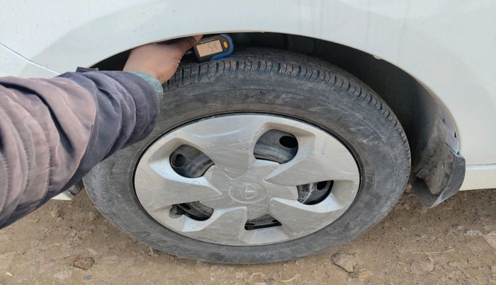 2023 Tata Tiago XT (O) PETROL, Petrol, Manual, 11,814 km, tyre