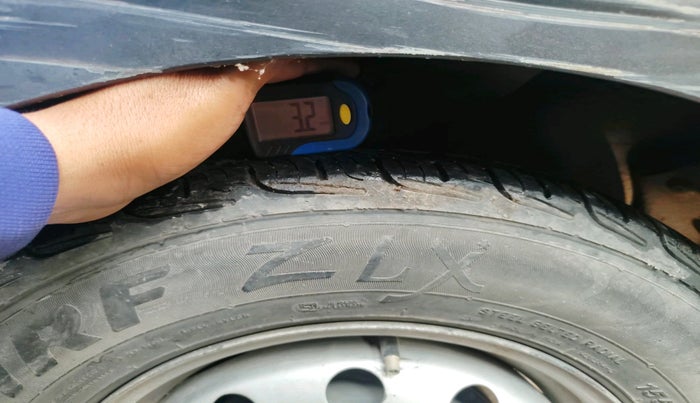 2012 Hyundai i10 ERA 1.1, CNG, Manual, 67,449 km, tyre