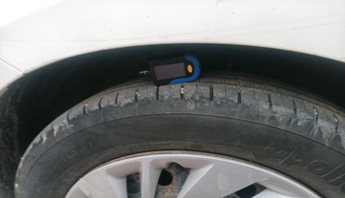 2022 Maruti Ertiga VXI CNG, CNG, Manual, 1,36,746 km, tyre