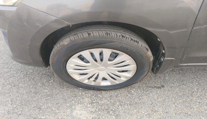 2013 Maruti Ertiga VXI, Petrol, Manual, 79,254 km, tyre