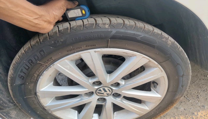 2013 Volkswagen Polo HIGHLINE DIESEL, Diesel, Manual, 1,60,469 km, tyre