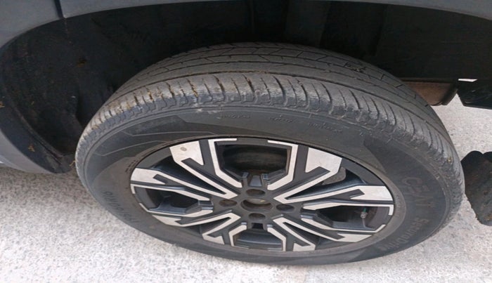 2022 Renault Kiger RXZ MT, Petrol, Manual, 26,366 km, tyre