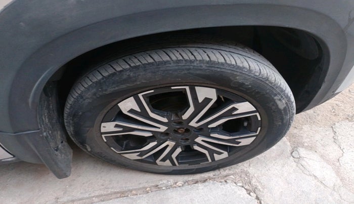 2022 Renault Kiger RXZ MT, Petrol, Manual, 26,366 km, tyre