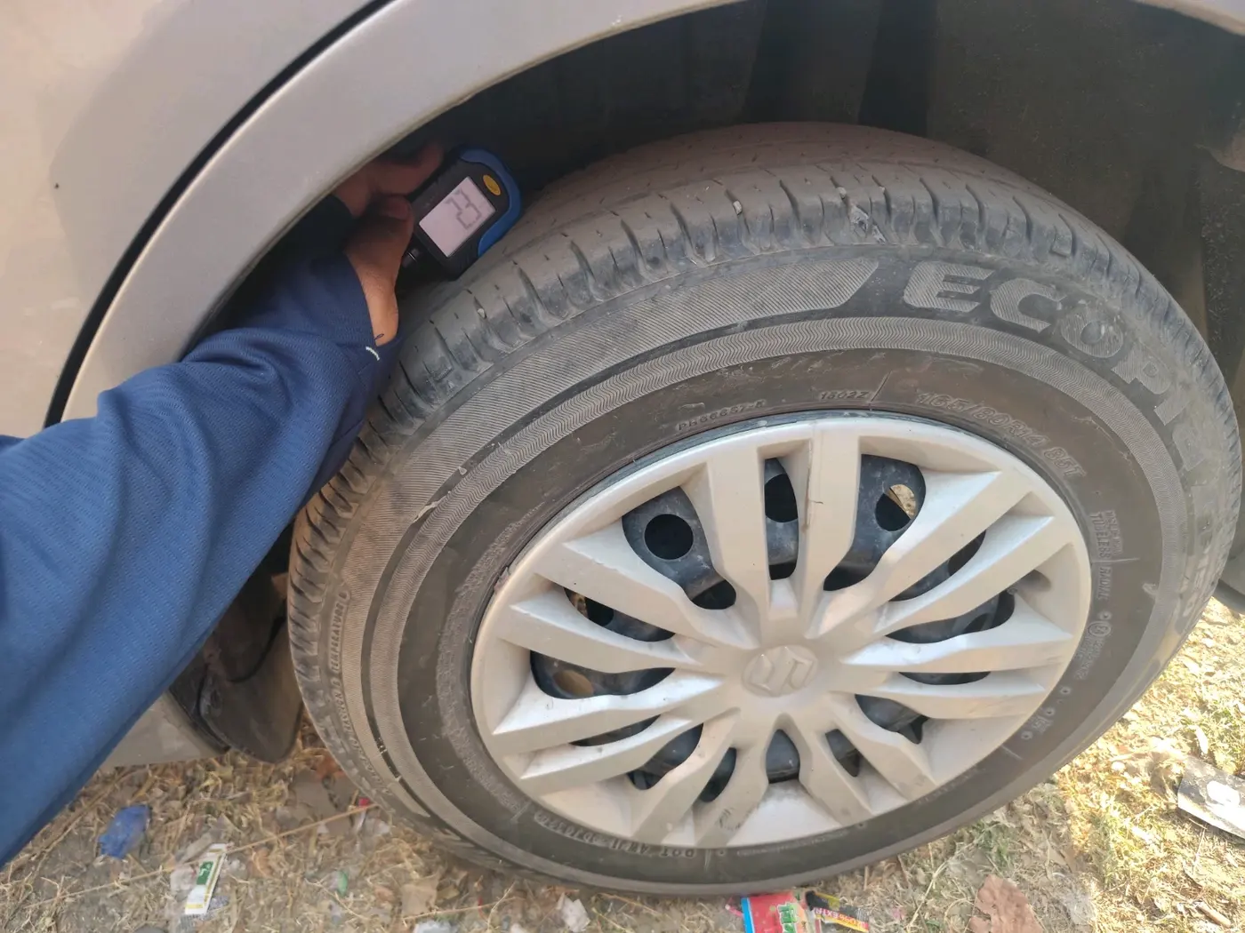 2020 Maruti Dzire VXI, Petrol, Manual, 23,368 km, tyre