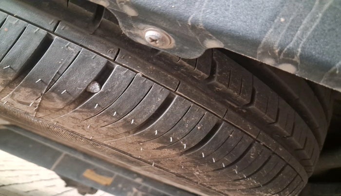 2022 Tata Safari XT PLUS, Diesel, Manual, 84,396 km, tyre