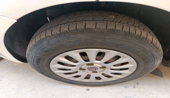 2016 Fiat Punto EVO ACTIVE 1.3 MULTIJET, Diesel, Manual, 57,000 km, tyre