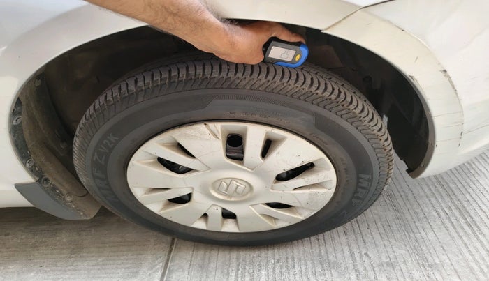 2011 Maruti Swift VDI, Diesel, Manual, 1,62,766 km, tyre