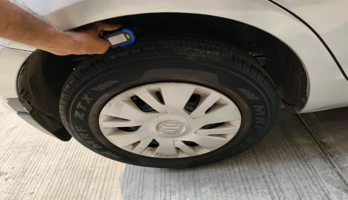 2011 Maruti Swift VDI, Diesel, Manual, 1,62,766 km, tyre