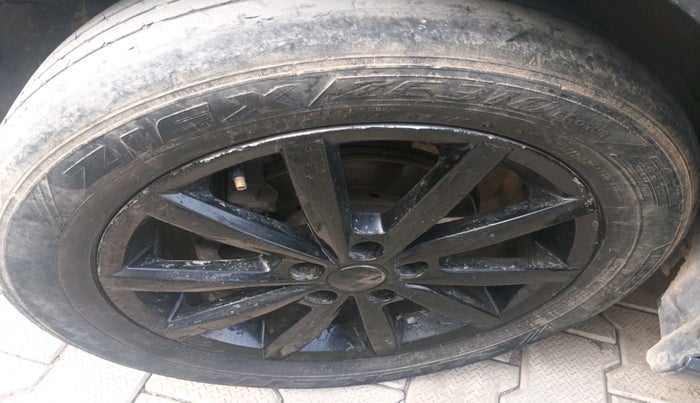 2018 Volkswagen Polo HIGHLINE PLUS 1.0 16 ALLOY, Petrol, Manual, 61,424 km, tyre