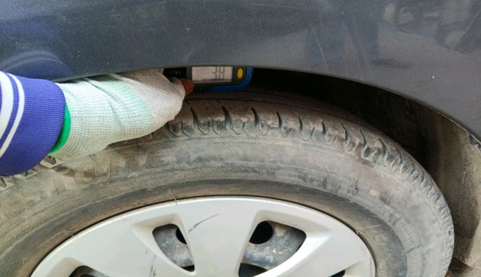 2011 Hyundai i10 SPORTZ 1.2, Petrol, Manual, 92,265 km, tyre