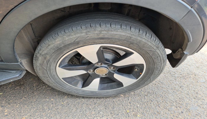 2019 Tata NEXON XZA PLUS DIESEL, Diesel, Automatic, 84,928 km, tyre